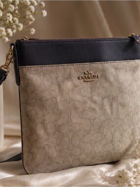 Coach Signature Canvas Crossbody Bag Beige Black